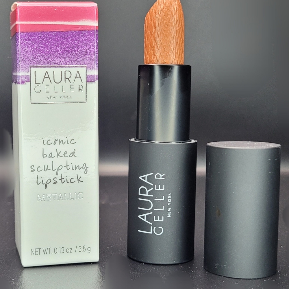 Laura Geller iconic baked sculpting lipstick